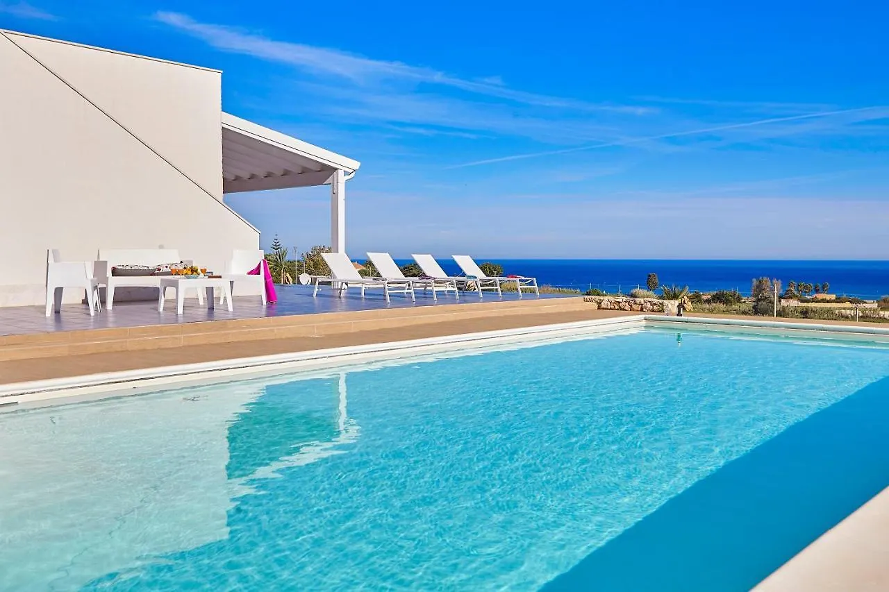 Villa Ananda Scopello  Scopello (Sicily)